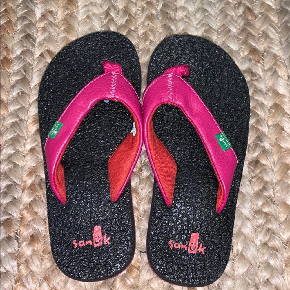 Sanuk toddler girls flipflops